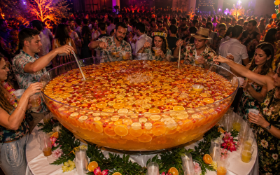 Punch pour 50 personnes : la recette pour une fête réussie