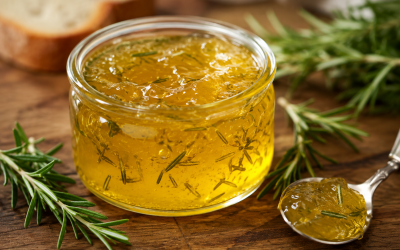 Gelée de romarin : le secret d&rsquo;une infusion parfaite
